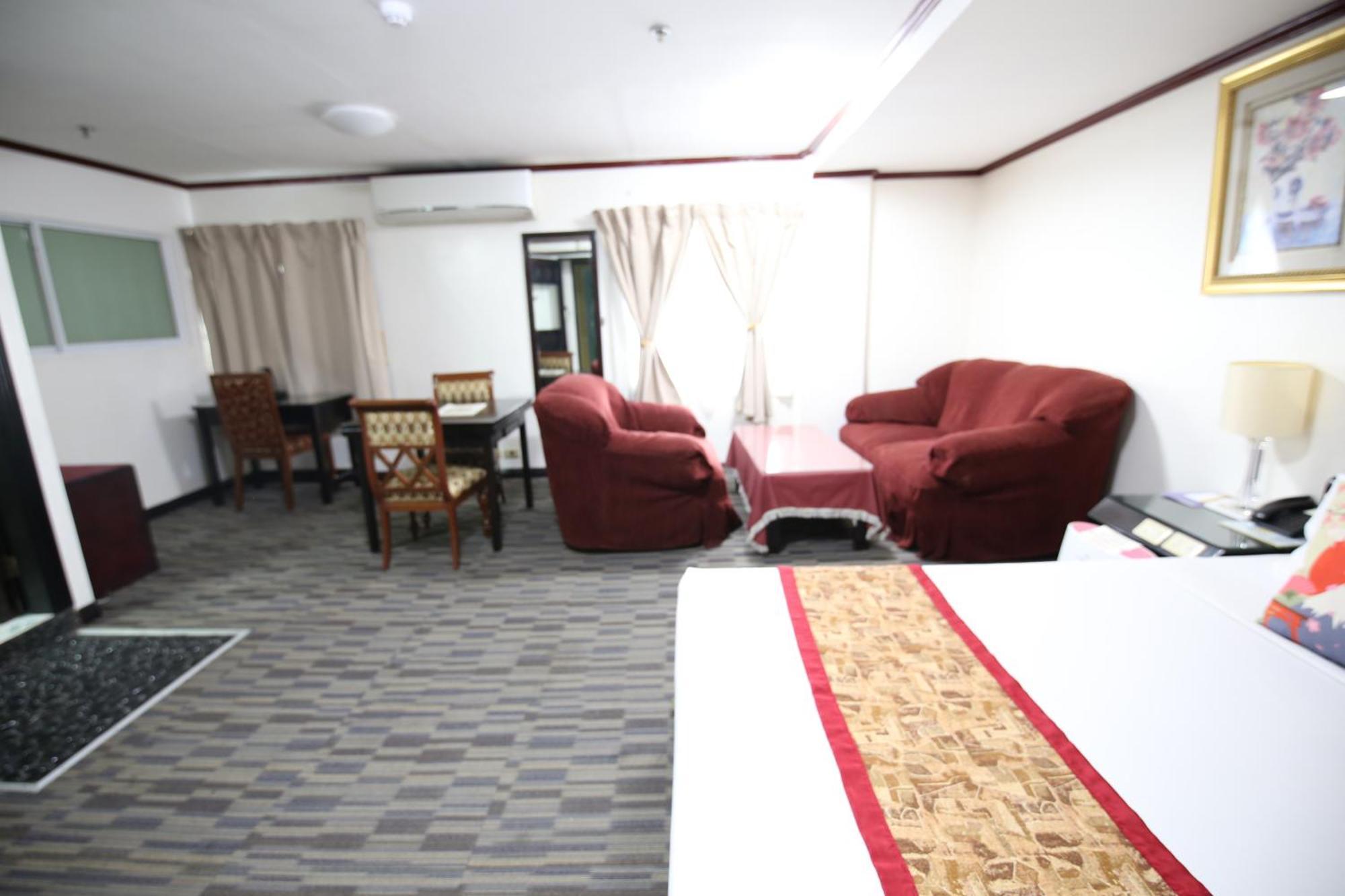 Hotel Asia Cebu Exterior photo